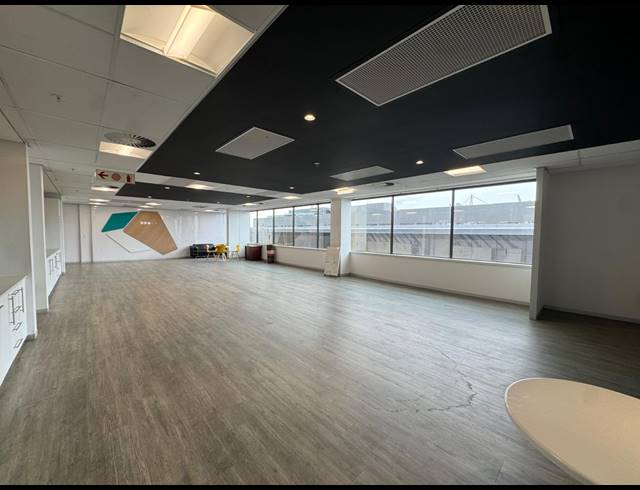 717M² OFFICE TO LET IN ROSEBANK